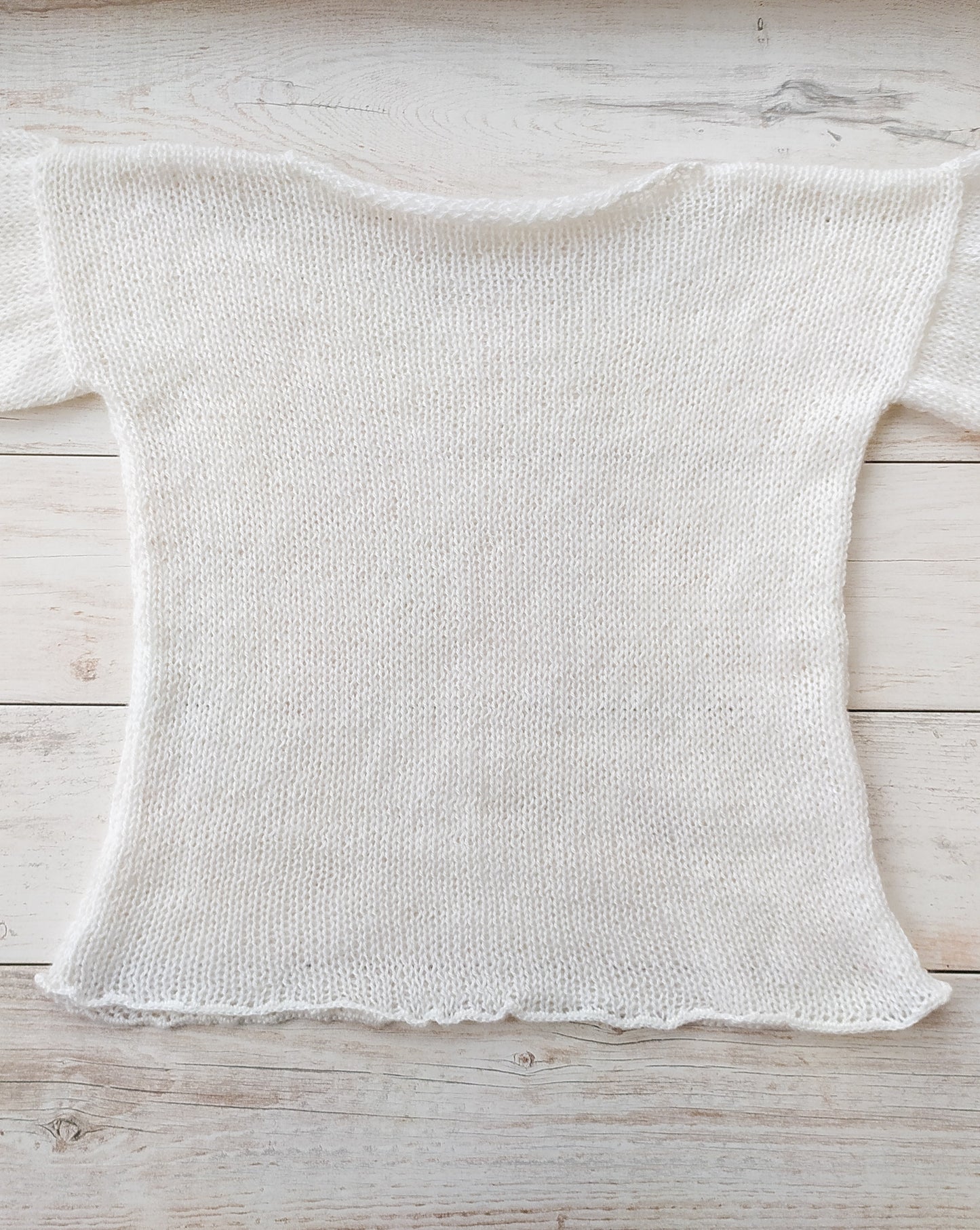 White Exceptionally Soft Loose Sweater Warm and Comfortable Pullover Wide Sleeves Non-itchy