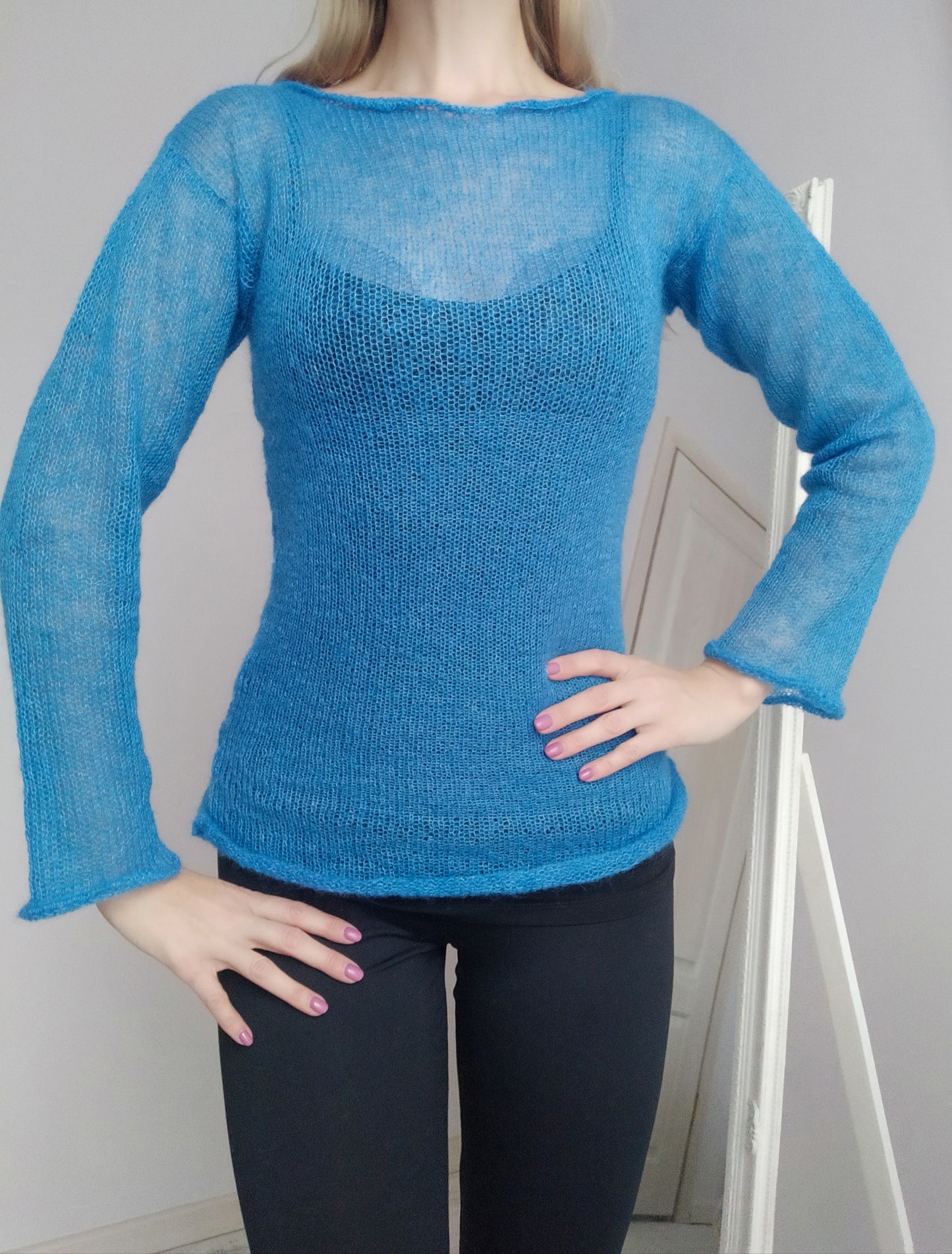 Blue Mohair&Silk Sweater M size Lightweight For All Seasons Soft Non-itchy Warm For all Occasions
