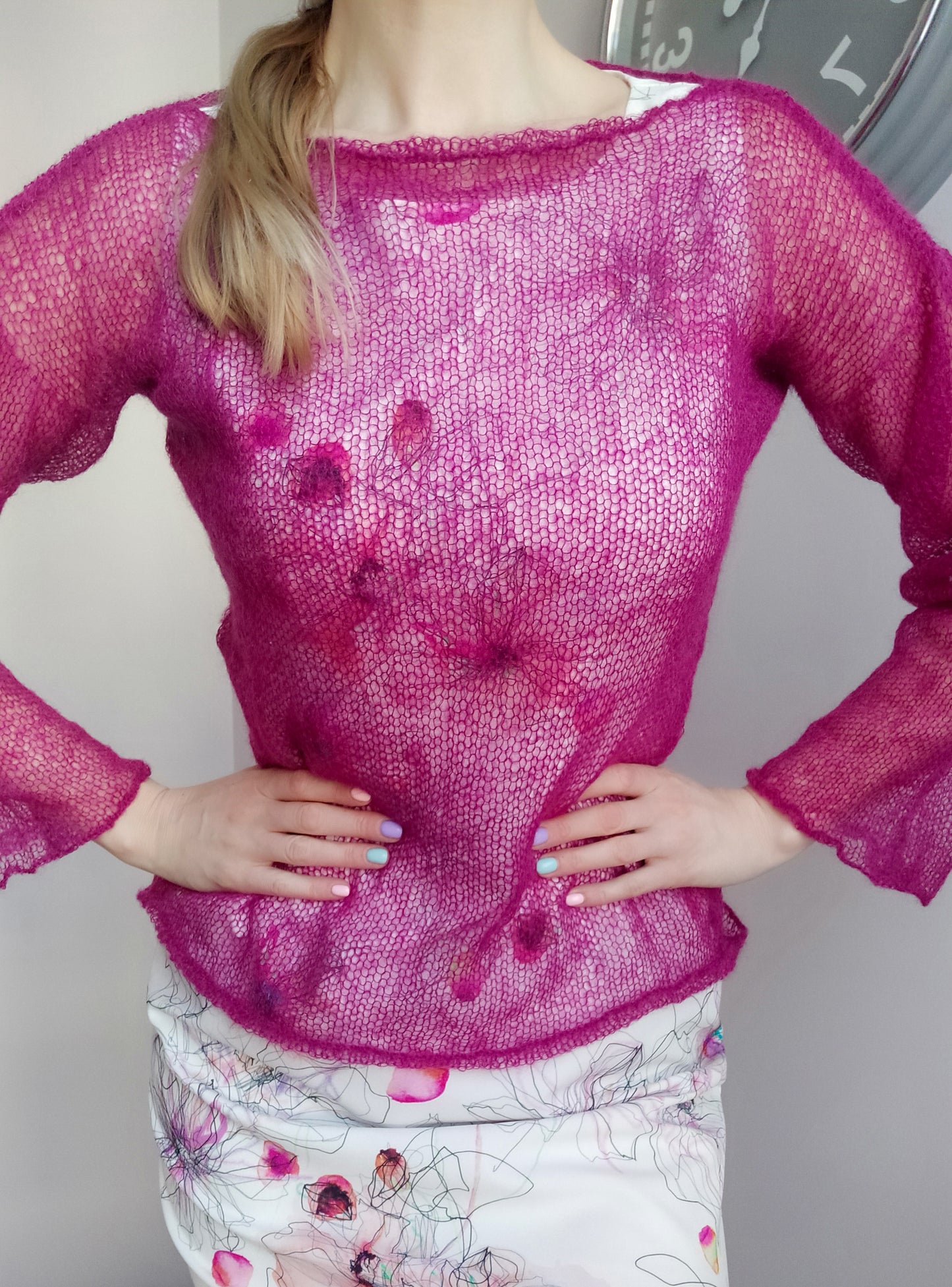 Transparent Lightweight Soft NON-ITCHY Fuchsia Sweater Loose and Comfortable XS-S-M