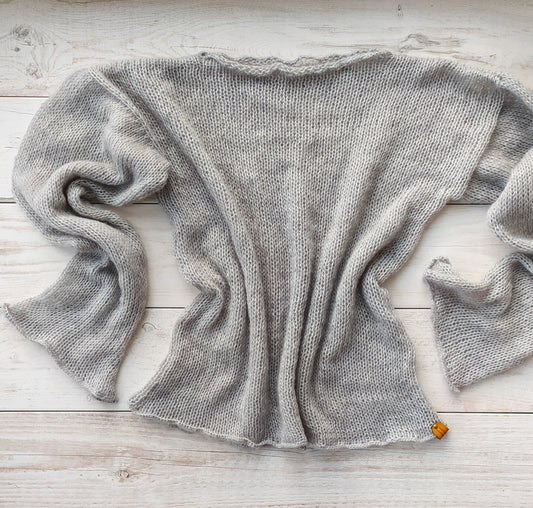 Gray Exceptionally Soft Loose Sweater Warm and Comfortable Pullover Wide Sleeves Non-itchy