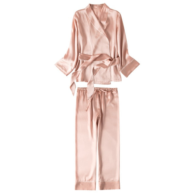 Comfortable 100% Mulberry Silk Pajamas Benefits Sleeping - China Pajama and Silk  Pajama price